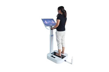 现代科技，足底扫描仪，全面扫描足部形态，提升行走舒适感